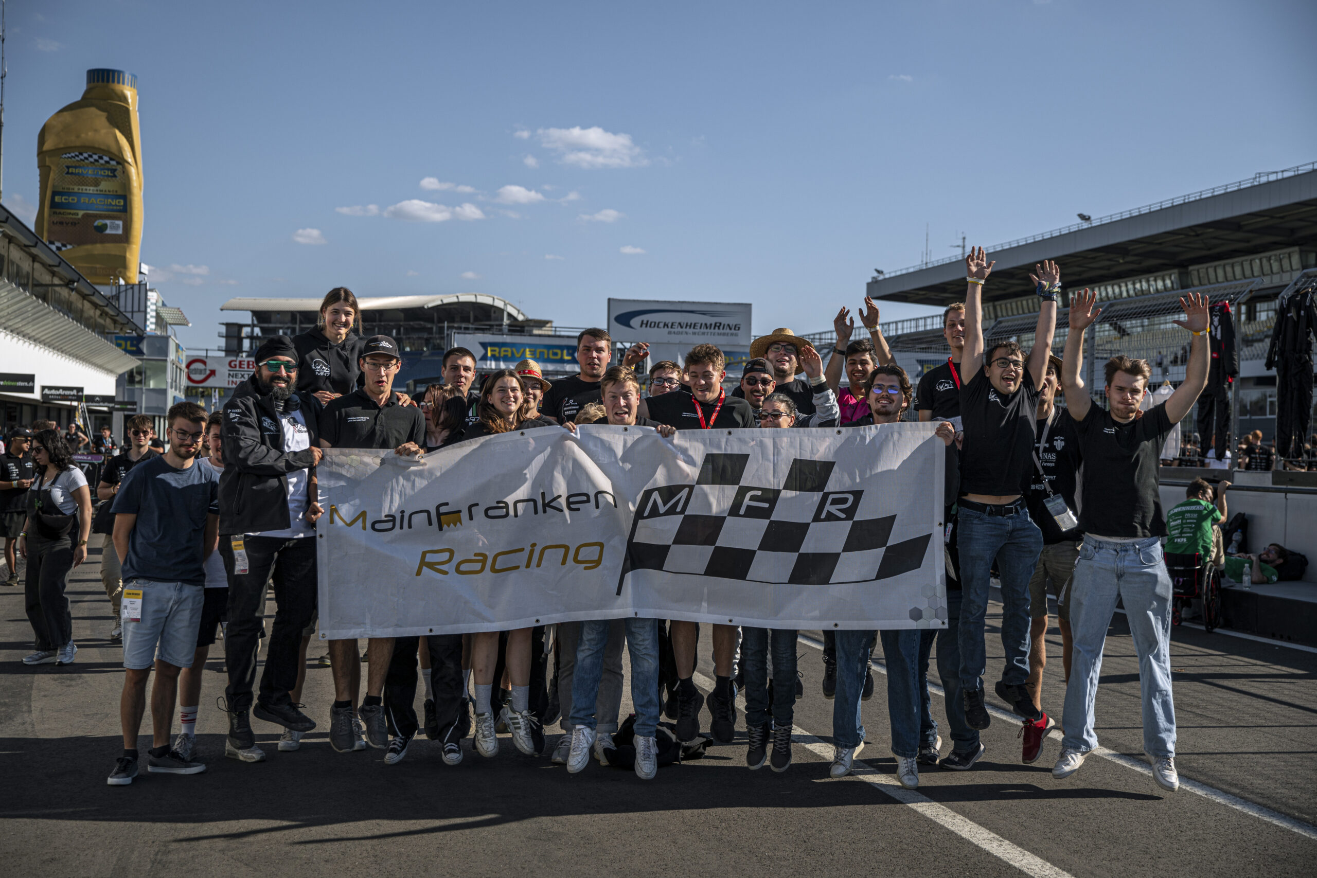 Teamfoto am Hockenheimring FSG 2025